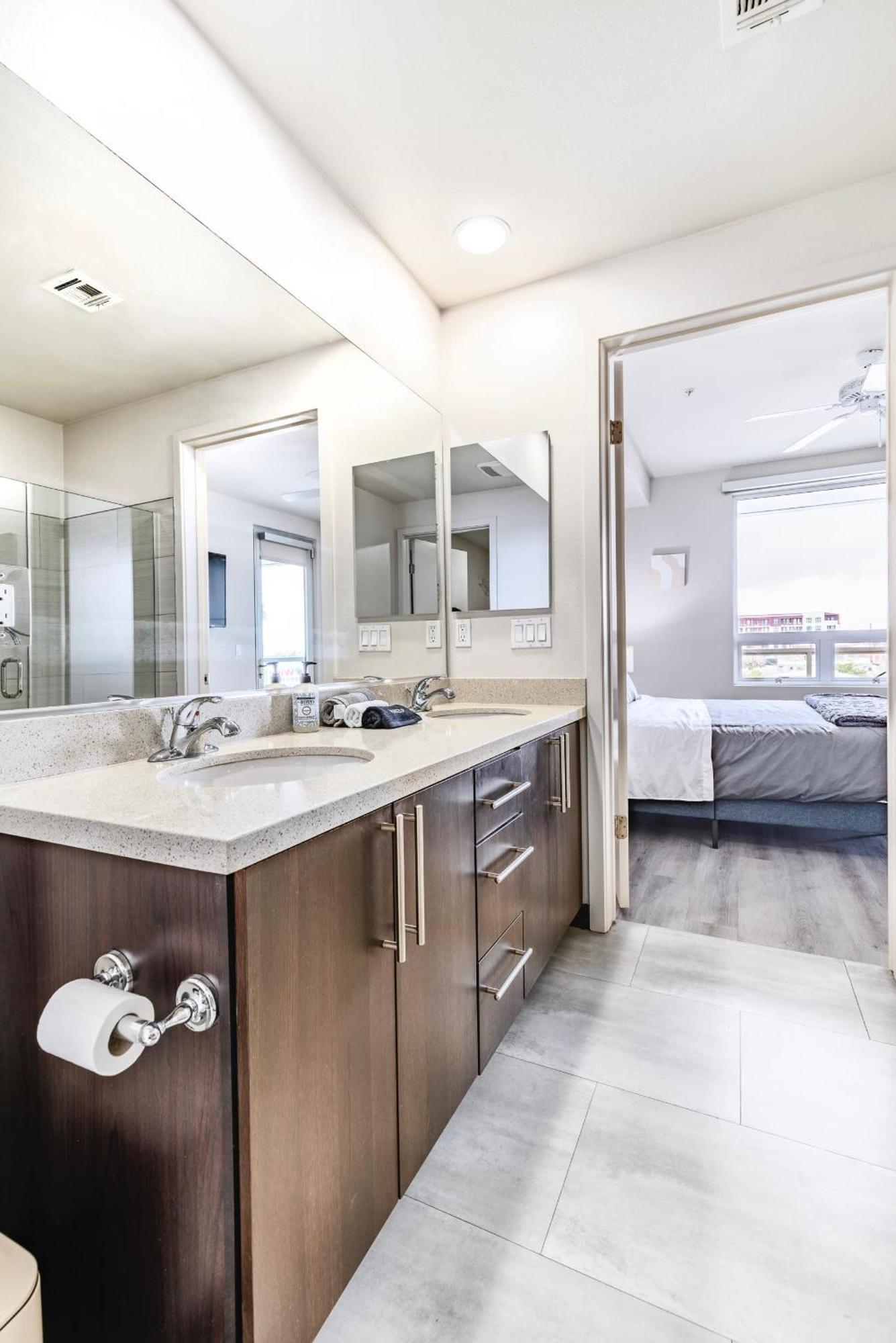 Apartment New 2br Weho Luxury D Los Angeles
