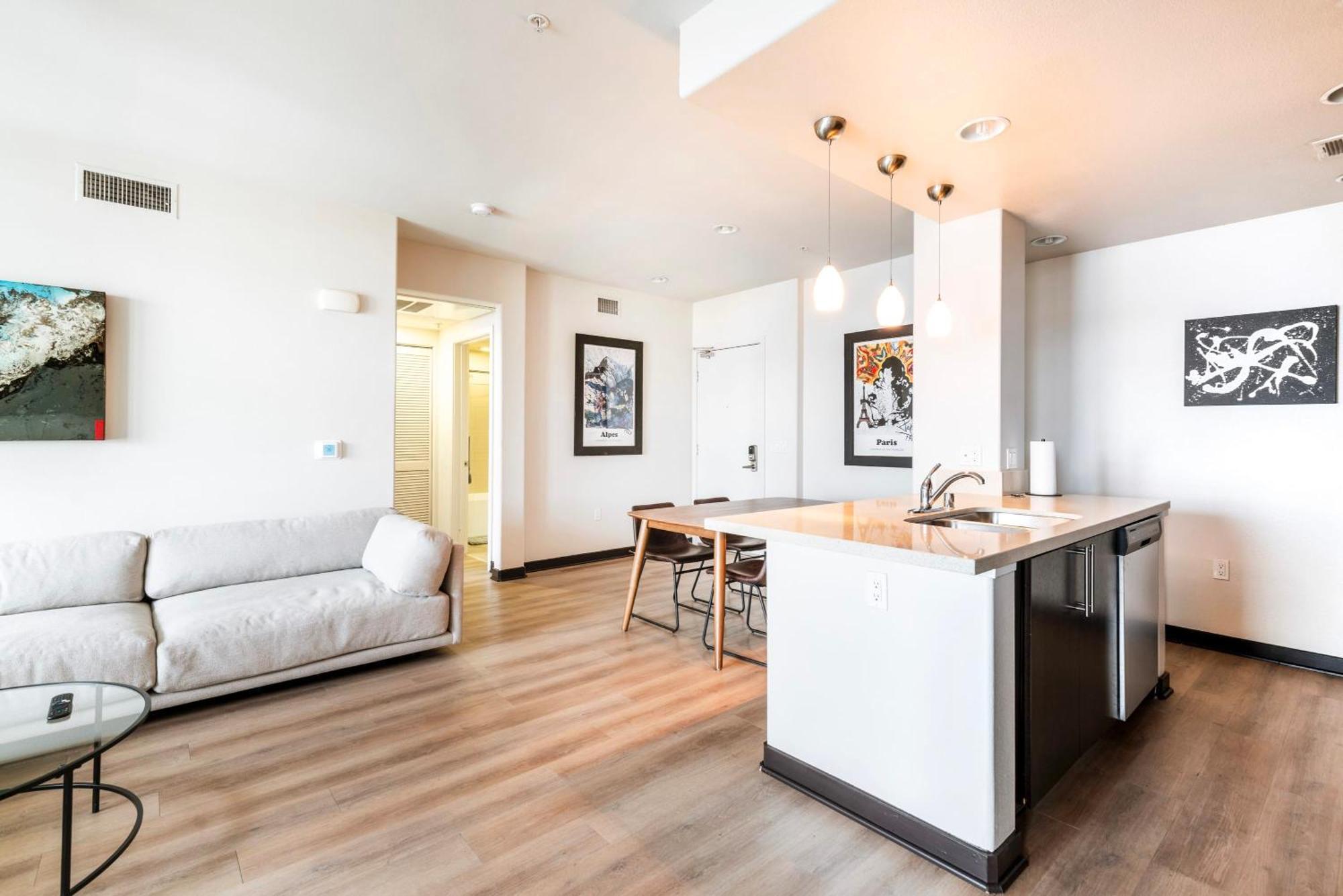 New 2br Weho Luxury D Appartement