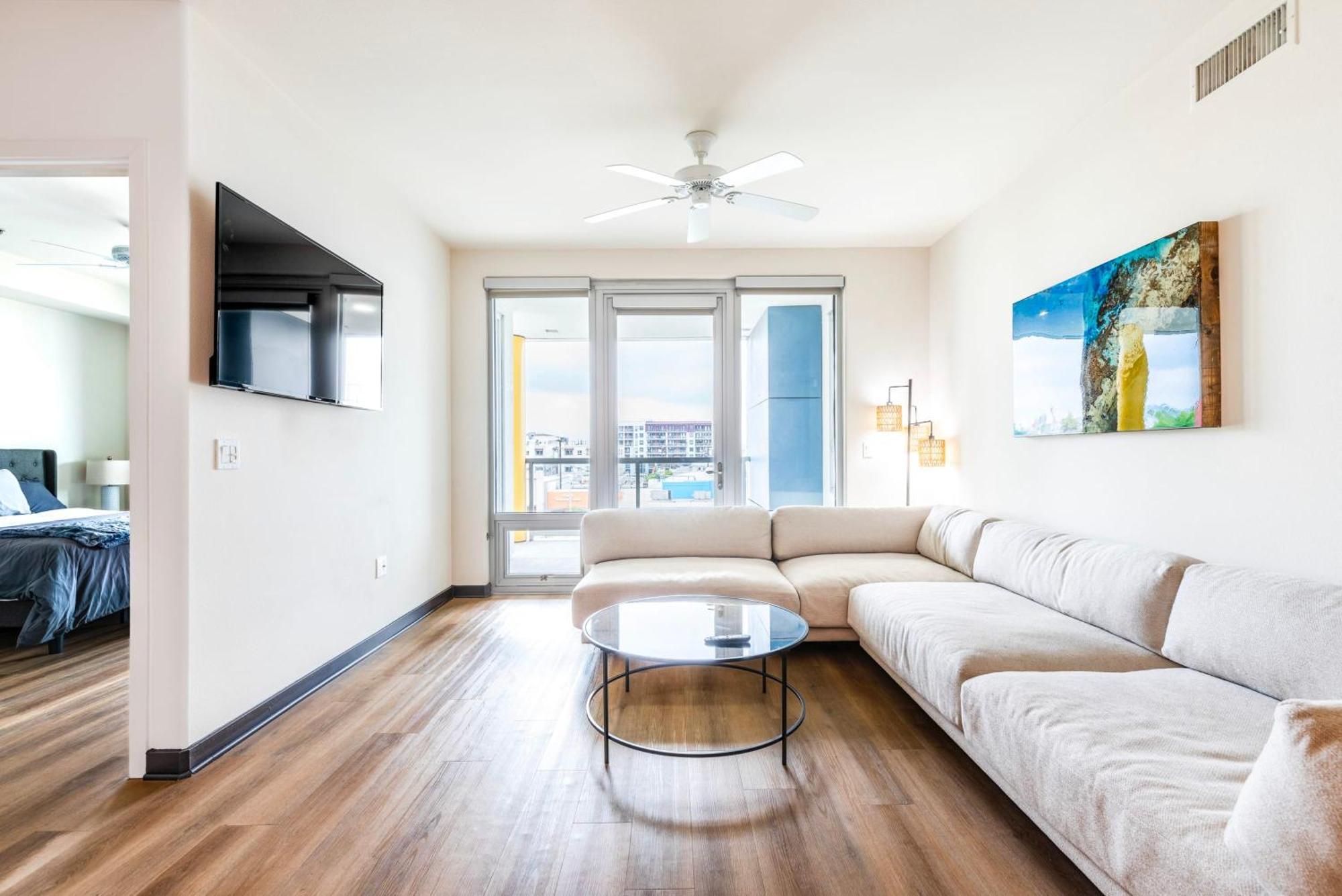 New 2br Weho Luxury D Apartment Los Angeles